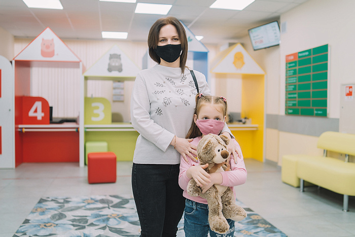 Врачи детской областной больницы спасли ребенка с поражением всех органов и систем после коронавируса