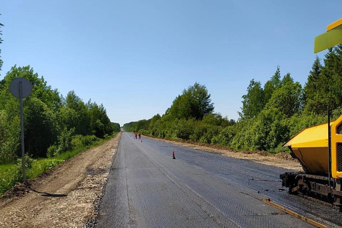 В Кировской области дорожные работы на региональной сети автодорог ведутся с опережением графика