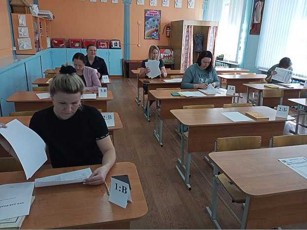 В Кировской области родители выпускников сдали основной госэкзамен