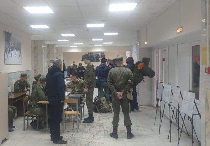 Все партии в одном строю