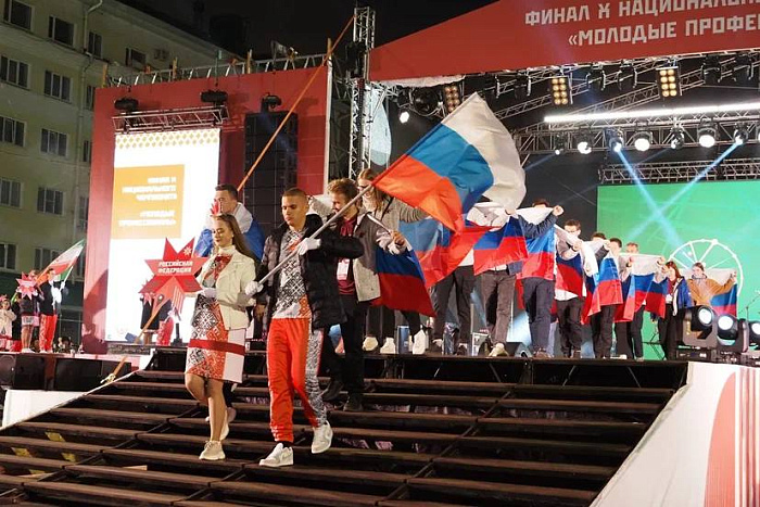 Игорь Комаров принял участие в открытии финала X Национального чемпионата 