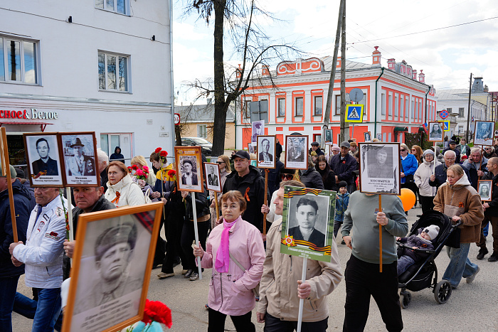 Во всех районах Кировской области звучат песни Победы