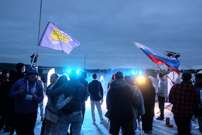 Молодёжь встретила рассвет в Вятских Полянах