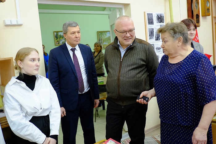 Александр Соколов: на ремонт муниципальных дорог в этом году будет выделено больше средств