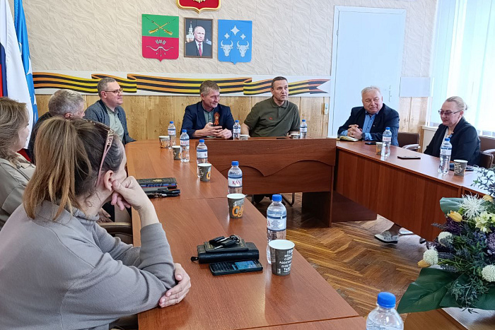 В Веселовском районе продолжается восстановление инфраструктуры