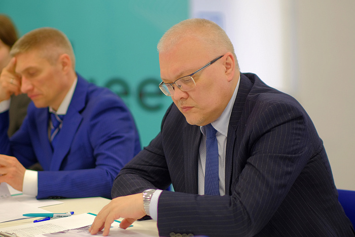 Александр Соколов предложил создать бесплатный агрегатор для поиска кадров 