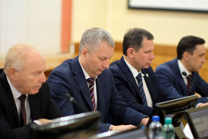 Дорожные службы Кировской области готовы к работе в праздники
