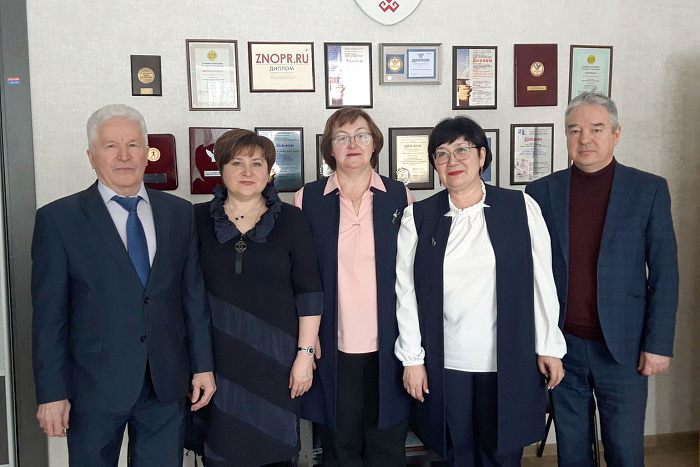Районные больницы Кировской области привлекают выпускников медицинских колледжей и вузов из других регионов России
