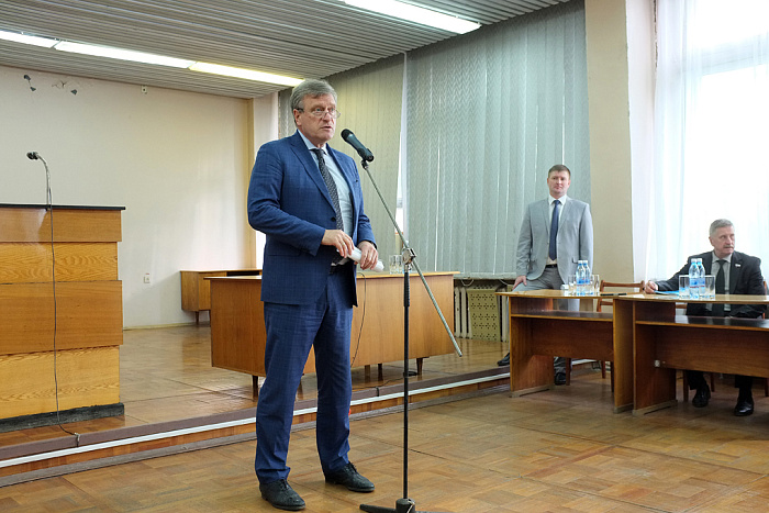 Игорь Васильев посетил крупнейшие предприятия Нововятcкого района Кирова