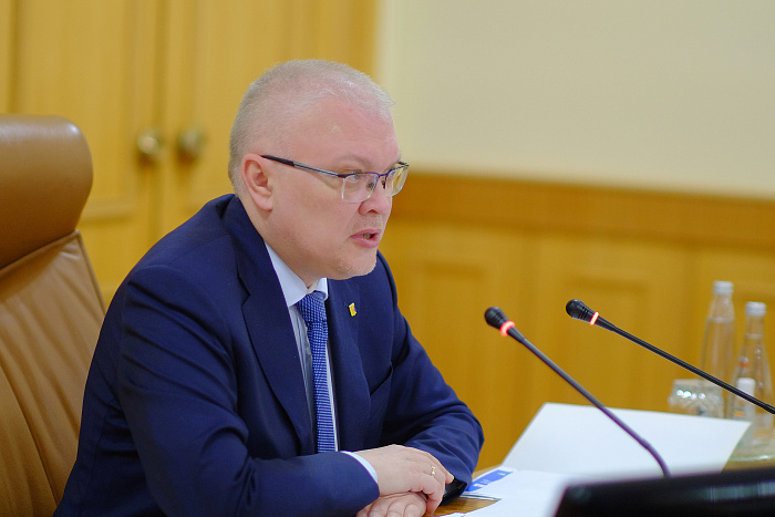 Александр Соколов предложил награждать родителей, воспитавших защитников Родины