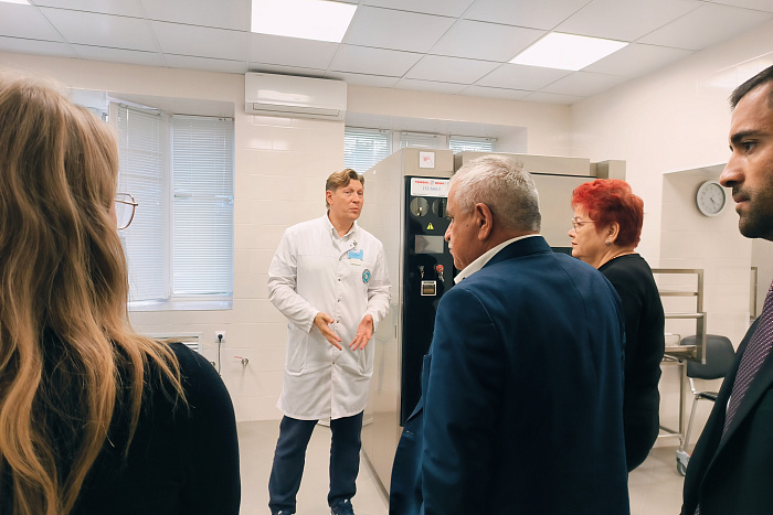 Общественный совет высоко оценил уровень медицинской помощи в Кировском центре онкологии