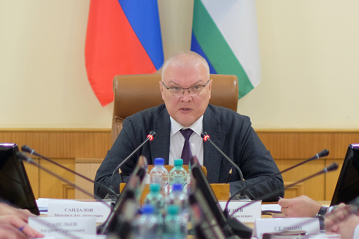 Александр Соколов предложил усилить меры по работе с недобросовестными подрядчиками
