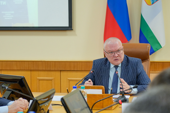 Александр Соколов: в «каникулы» правительство Кировской области работает