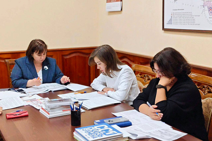 Главной темой молодежных проектов станет Год единства народов России